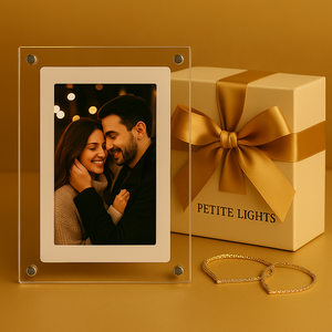 PETITE LIGHTS FRAME