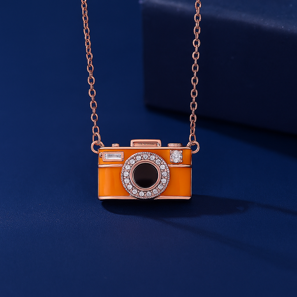 PETITE LIGHTS HIDDEN LOVE PENDANT
