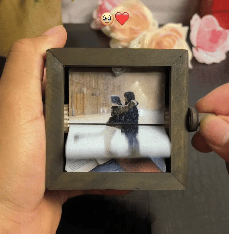 PETITE LIGHTS MEMORY BOX