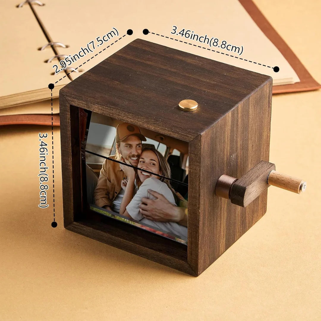 PETITE LIGHTS MEMORY BOX